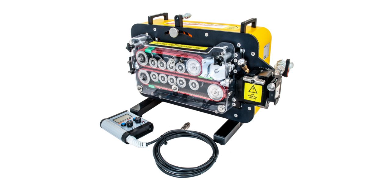 How a Fiber Blowing Machine Installs Cable Efficiently